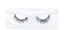 Load image into Gallery viewer, Essence Lashes- For Small Eyes